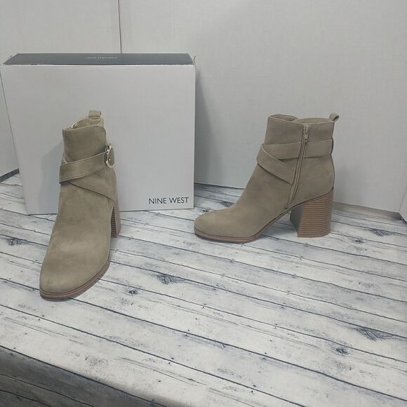 Nine West SZ 10M Nevermind 2 Women's Ankle Boots . Condition is New with box. - Picture 1 of 13